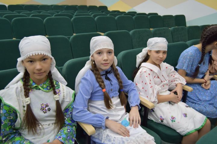 Играючи становятся ближе к татарскому языку