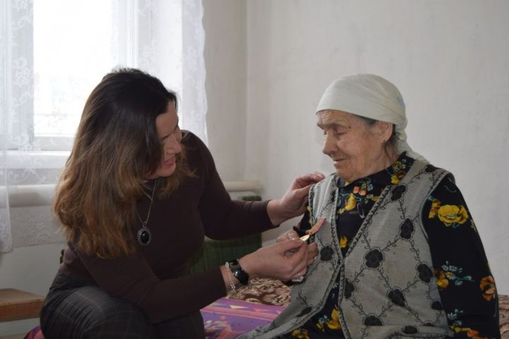 Участникам и труженикам тыла Ютазинского района вручили медали «80 лет Победы в Великой Отечественной войне 1941-1945 годов»
