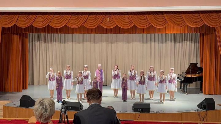 Юные таланты Уруссинской детской школы искусств покорили XVII Всероссийский конкурс «Роза ветров»