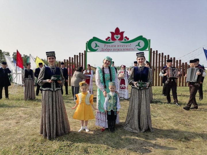 Ютазинский Сабантуй шагает по Оренбуржью