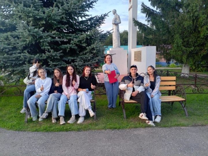 В Подгорновском сельском доме культуры прошел информационный час о профилактике СПИДа