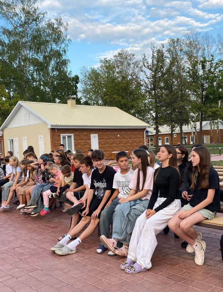 В лагере «Дубравушка» царила атмосфера сплоченности и безудержного творчества