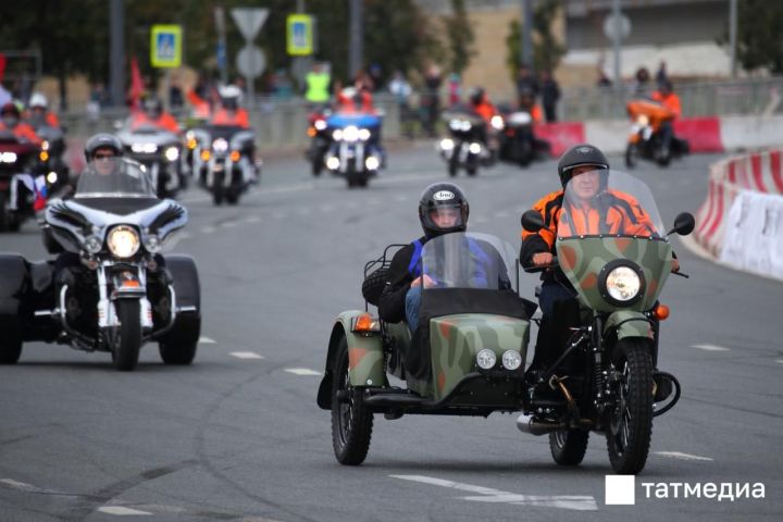 Около 300 ретроавтомобилей и мотоциклов покажут на фестивале в «Свияжских холмах»
