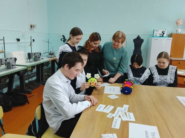 Учимся играя