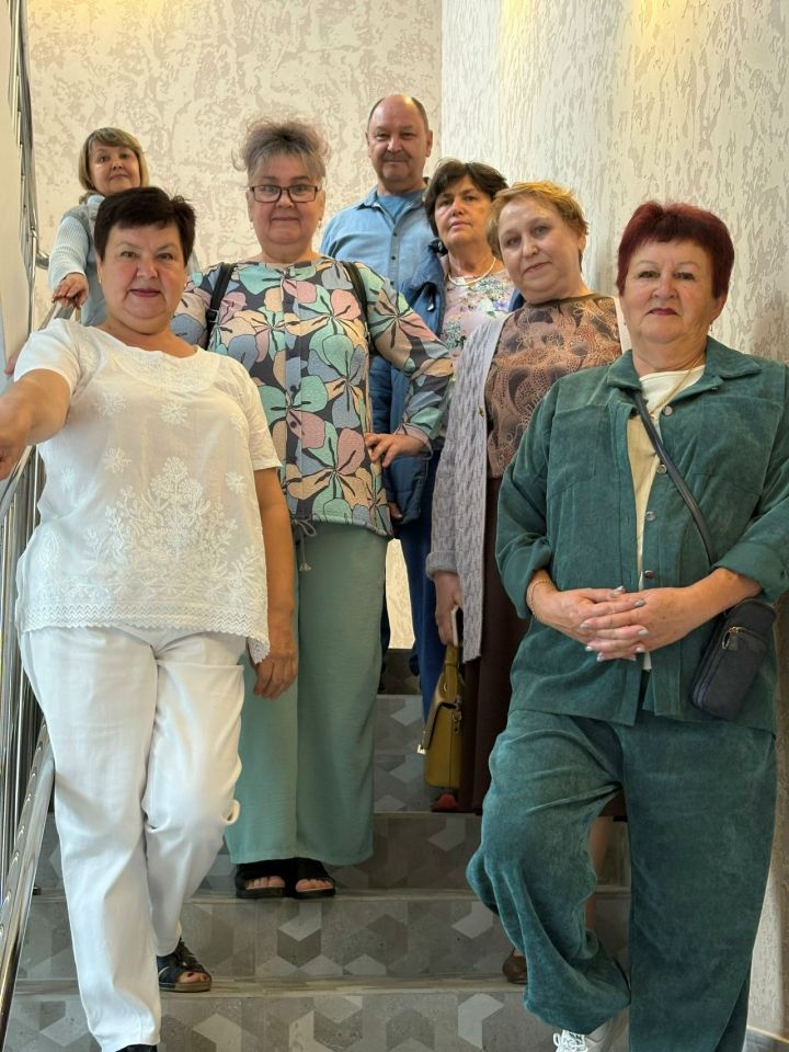 В обновленном Центре детского творчества состоялась встреча с выпускниками 50-летней давности