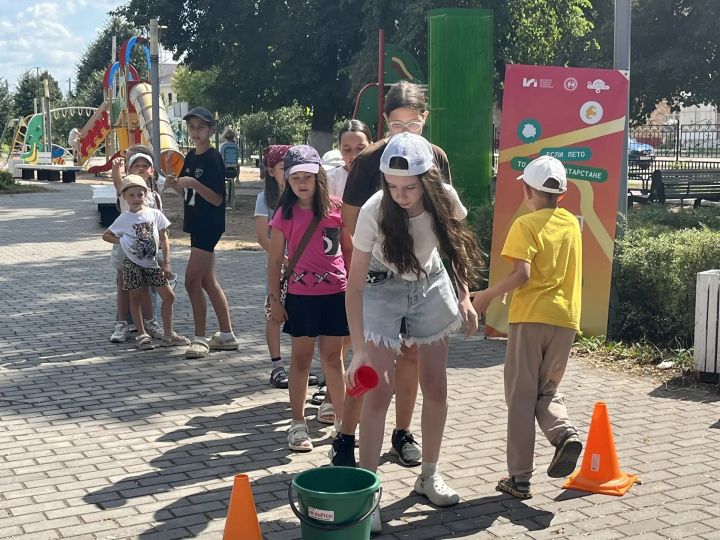 Учат безопасности весело: библиотекари провели игровой марафон по ПДД