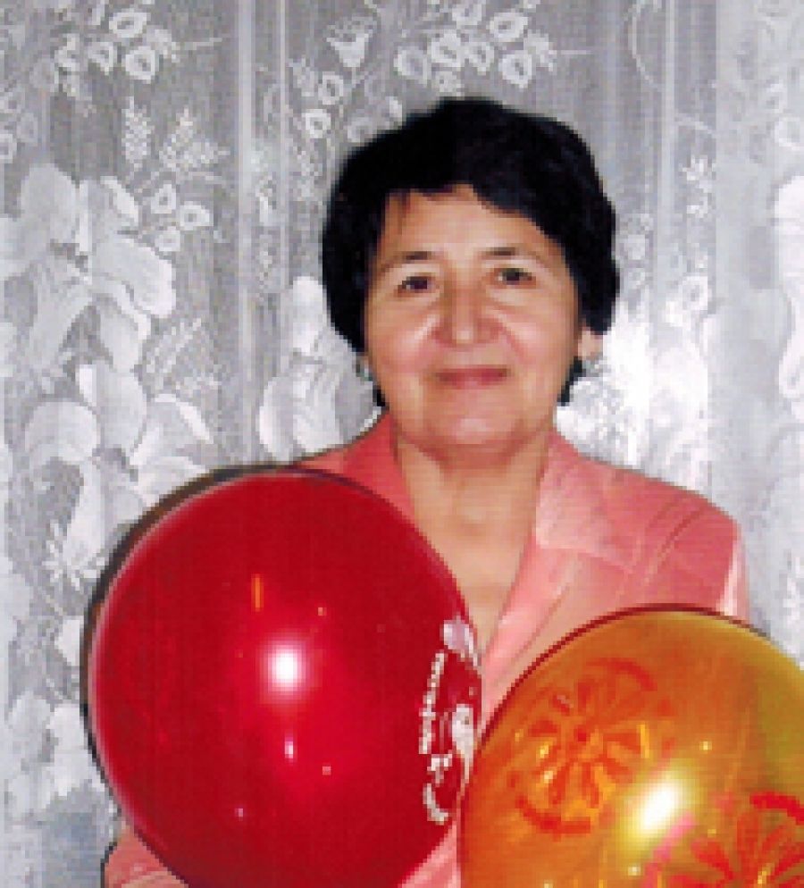 Дорогую и любимую супругу, мамочку, абику, тещу, свекровь Зайтуну Гаптелхаевну Нурутдинову от всего сердца поздравляем с юбилеем! 