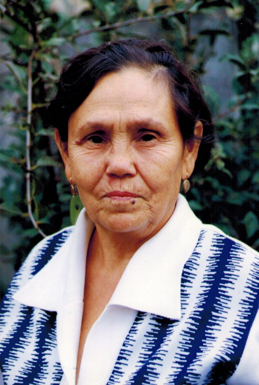 Дорогую маму Асию Рахимьяновну Мазитову, проживающую в селе Старые Уруссу, горячо поздравляем с 80-летним юбилеем.
