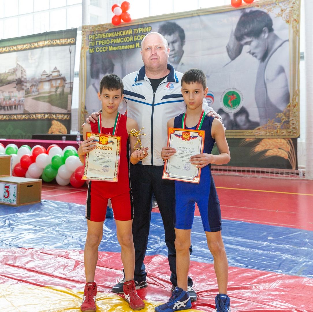 5 мая в г.Азнакаево прошел Открытый Республиканский турнир по греко- римской борьбе.