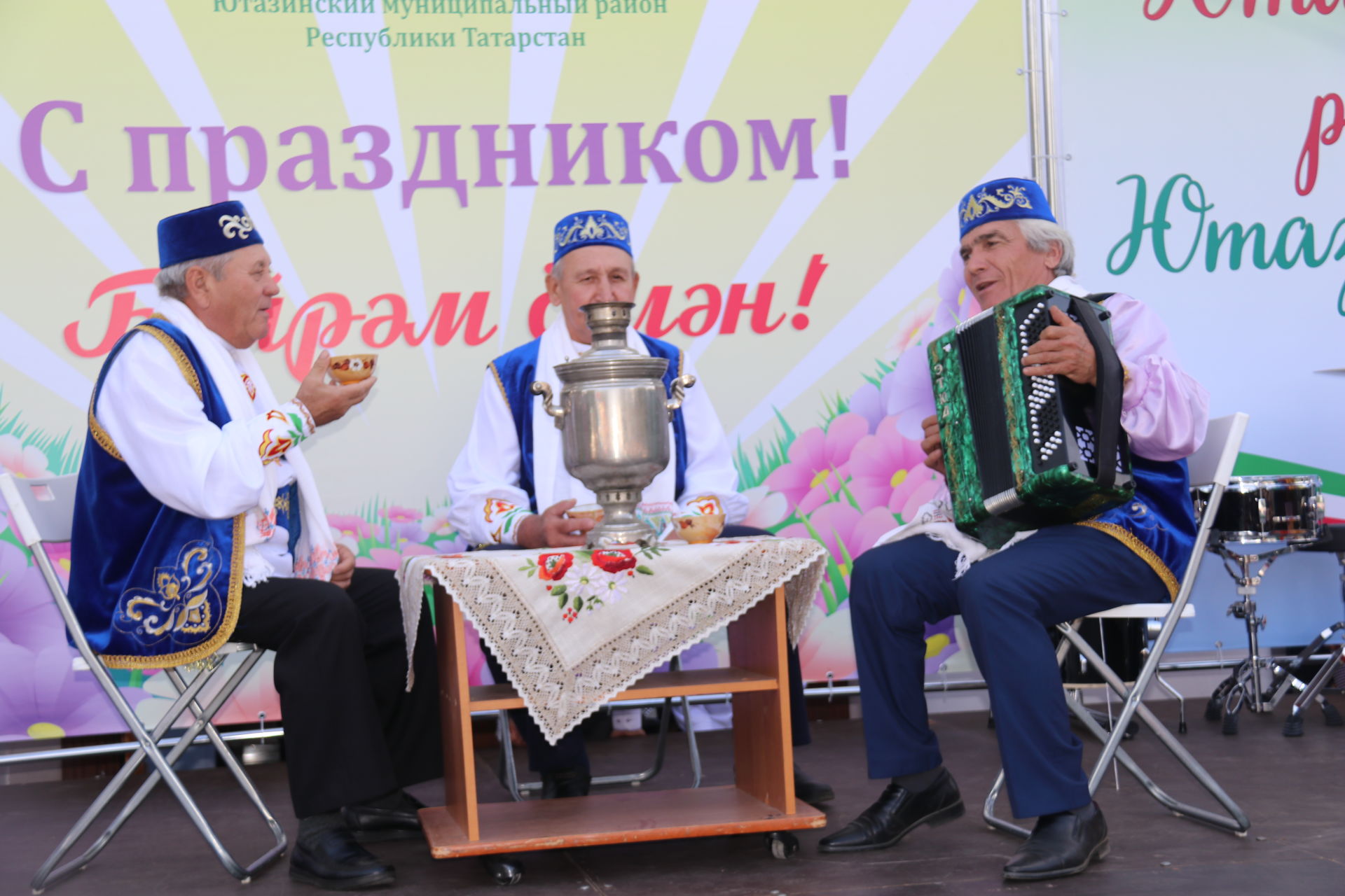 Жители Ютазинского района празднуют День Республики