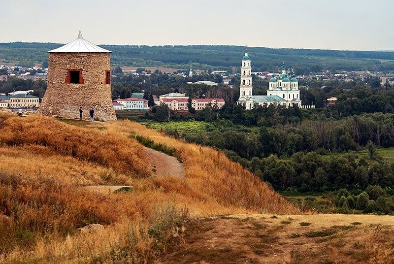 Гимназисты побывали на экскурсии в Елабуге