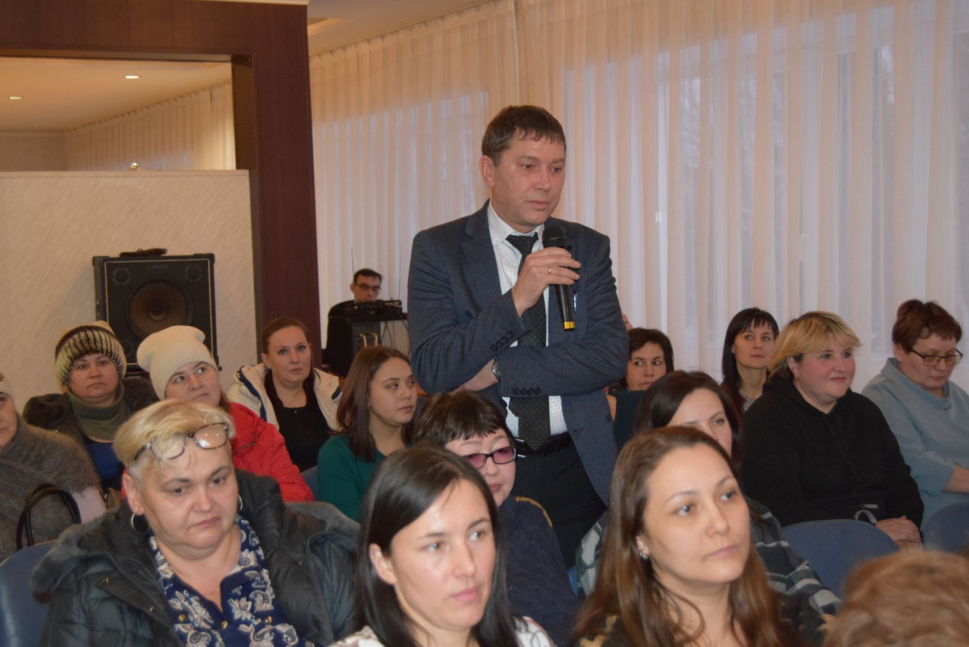 Для строительства детсада нужны дети