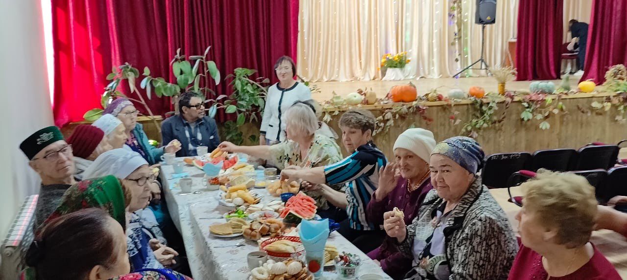 Как в сельских поселениях района отмечают День пожилых людей