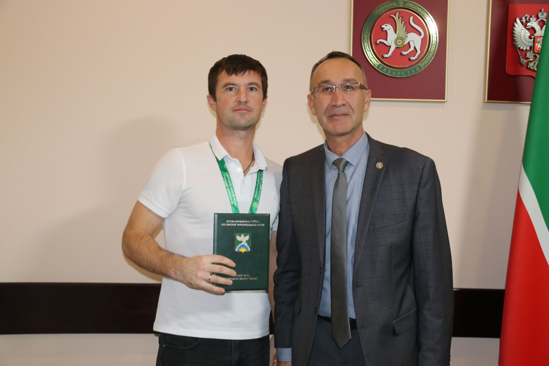 Футболисты района встретились с Аязом Шафигуллиным