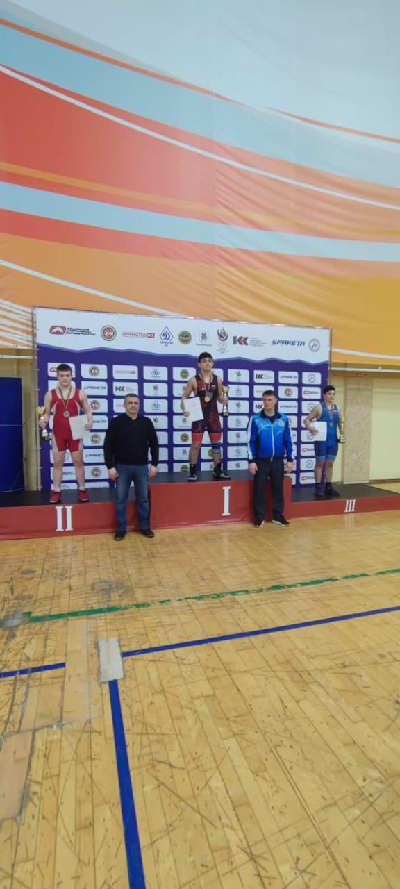 Уруссинские борцы завоевали золото во Всероссийском турнире