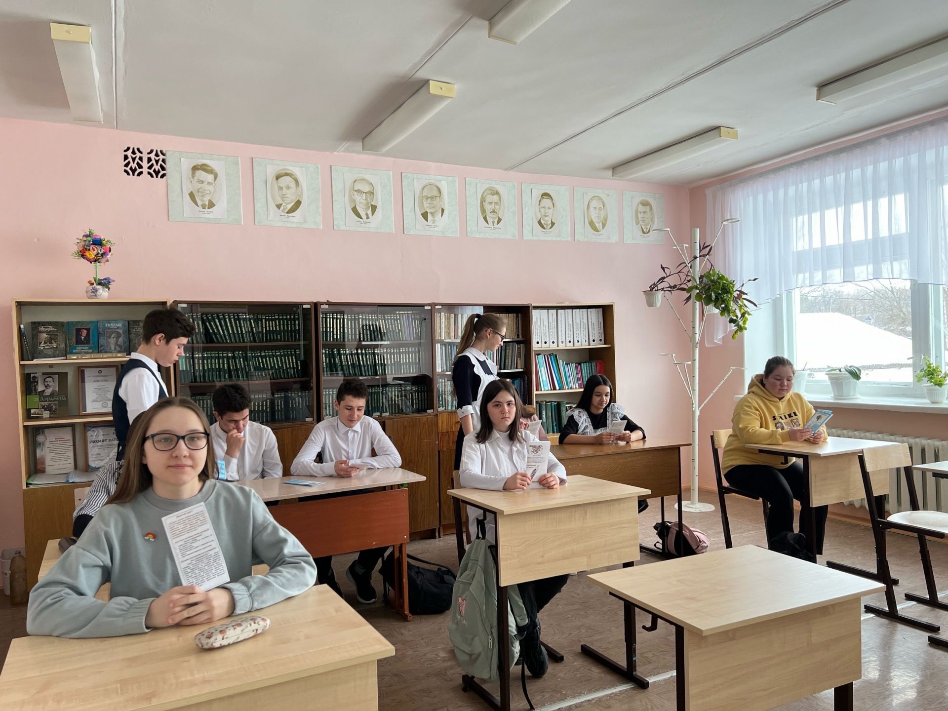 Сообщи, где торгуют смертью