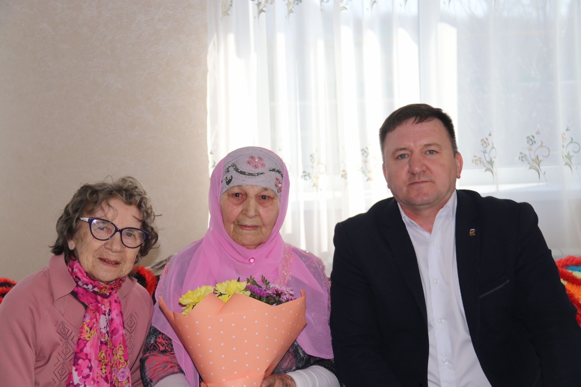 Земная, лиричная, мудрая…