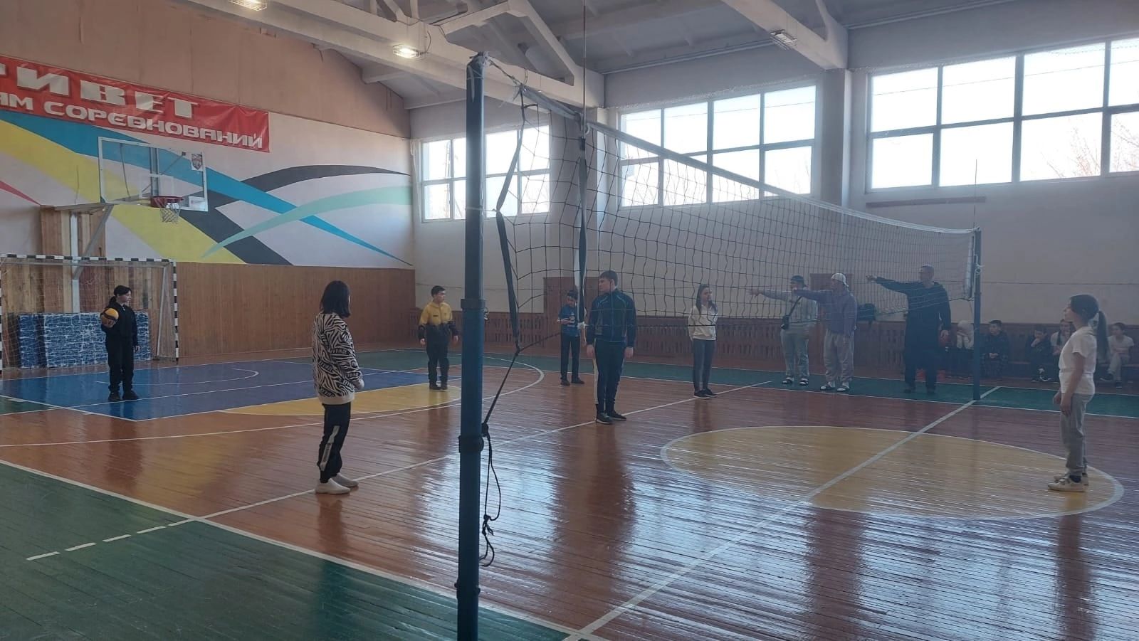 Завершились соревнования по пионерболу среди обучающихся 5-х классов