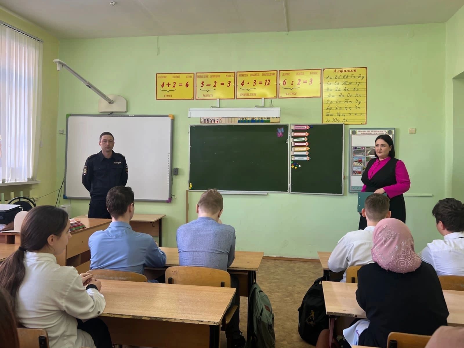 Сообщи, где торгуют смертью