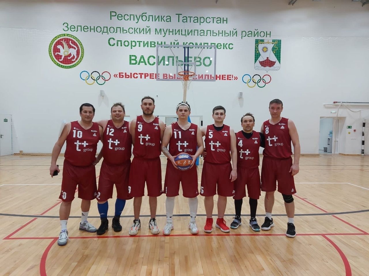 Уруссинские учителя-физкультурники заняли призовое место в баскетбольном турнире
