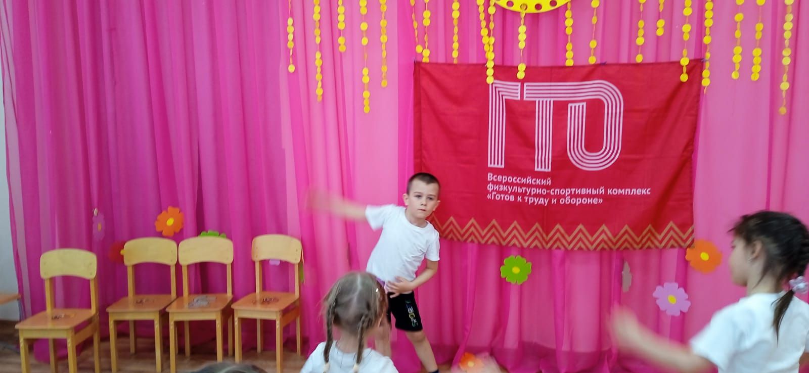 В детском саду №4 состоялась эстафета «Звездочки ГТО»