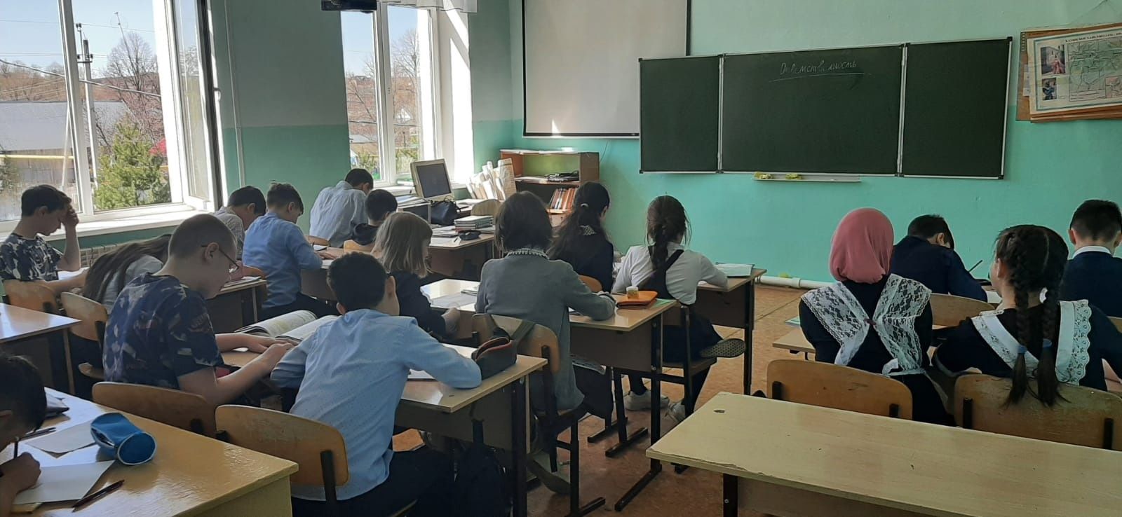 17 апреля в Ютазинской школе стартовала неделя Психологии