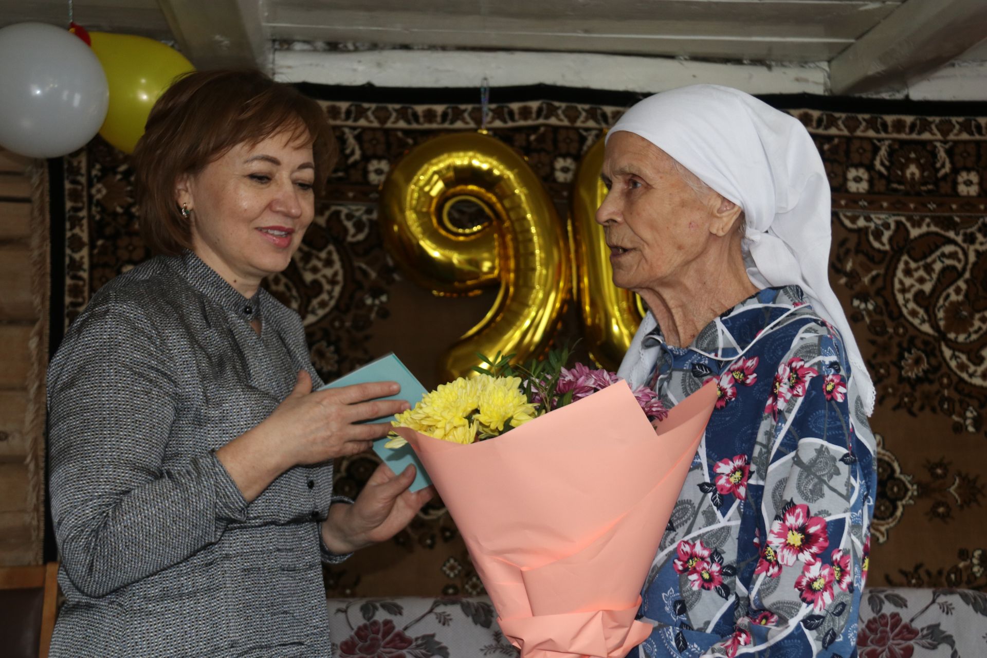 С Акбашем переплетены ее корни