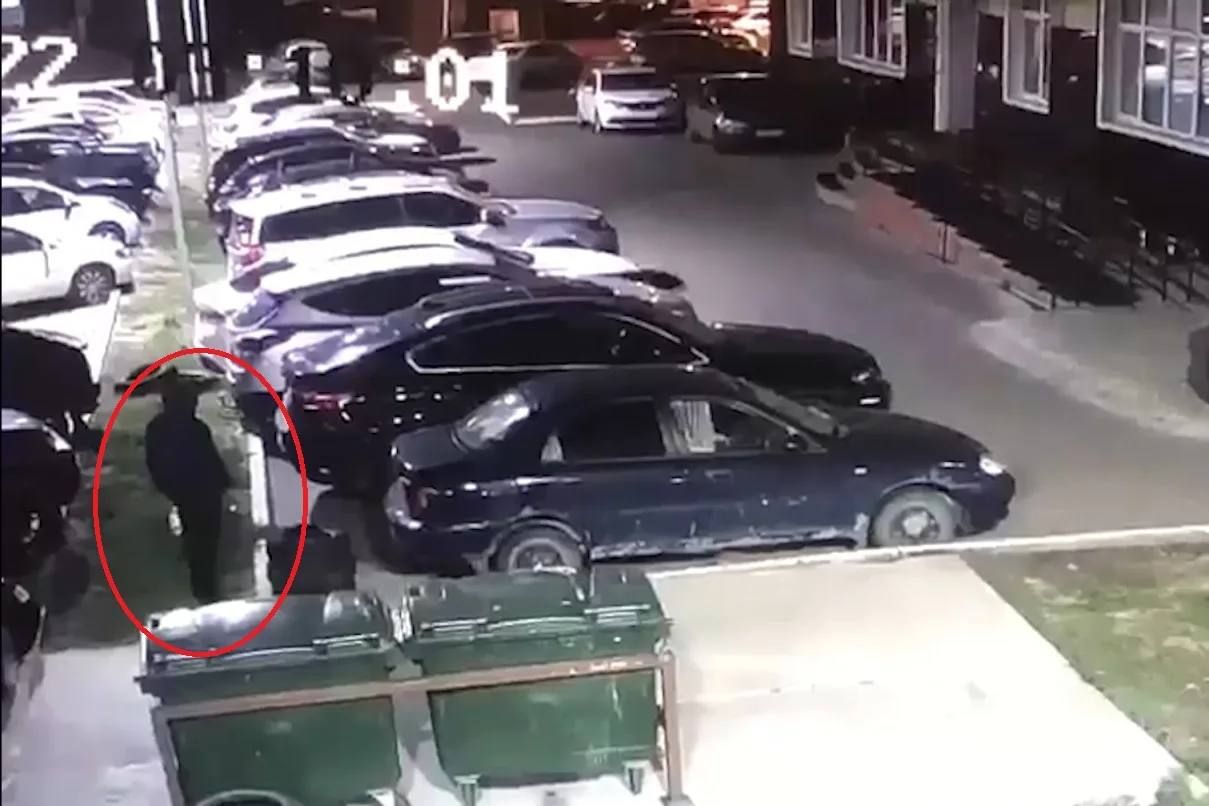 Подростка из Челнов наняли поджигать автомобили с символикой «Z»