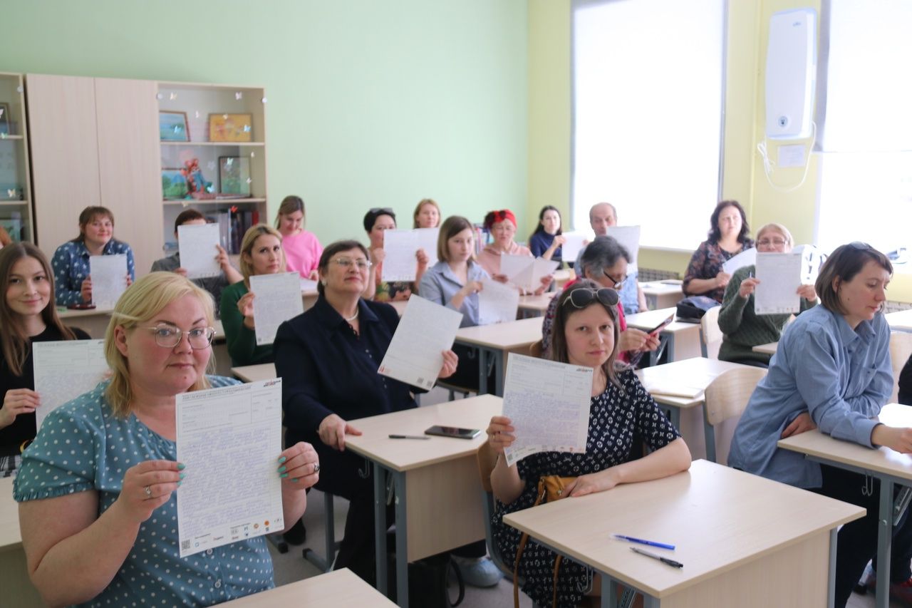 На базе Уруссинской начальной школы прошел Тотальный диктант