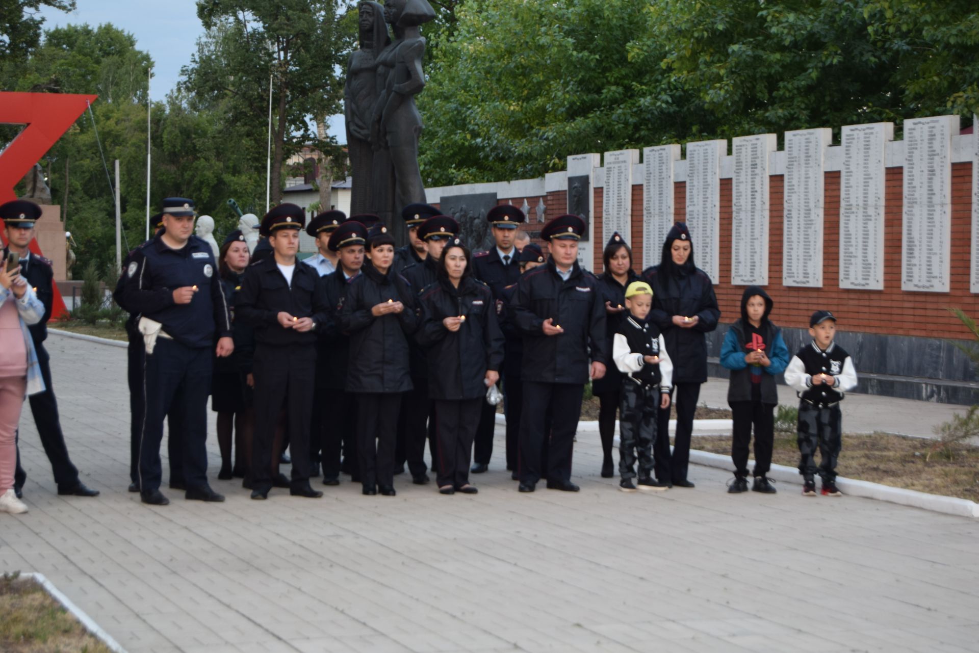 Уруссинцы зажгли «Свечу памяти»