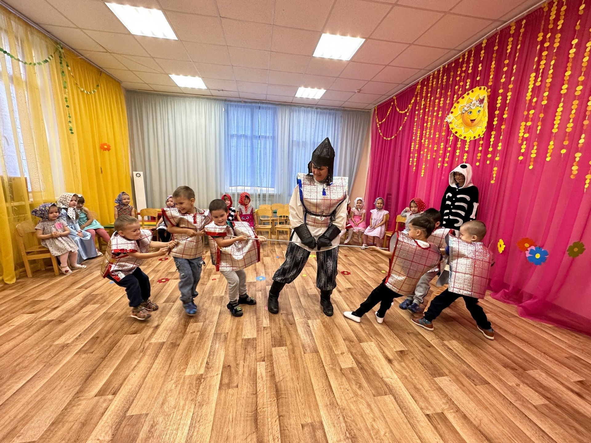 Веселый праздник богатырей прошел в Уруссинском детском саду