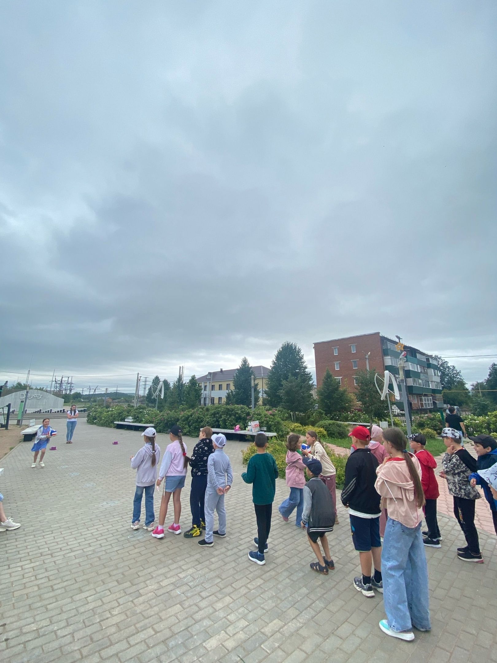 18 день пришкольного лагеря в Уруссинской школе начался в зарядки