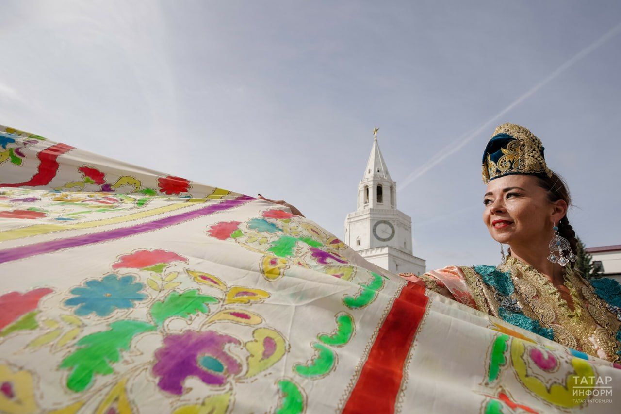 Фестиваль живой татарской музыки и показ мод: в Казанском Кремле пройдет «ДәртФест»