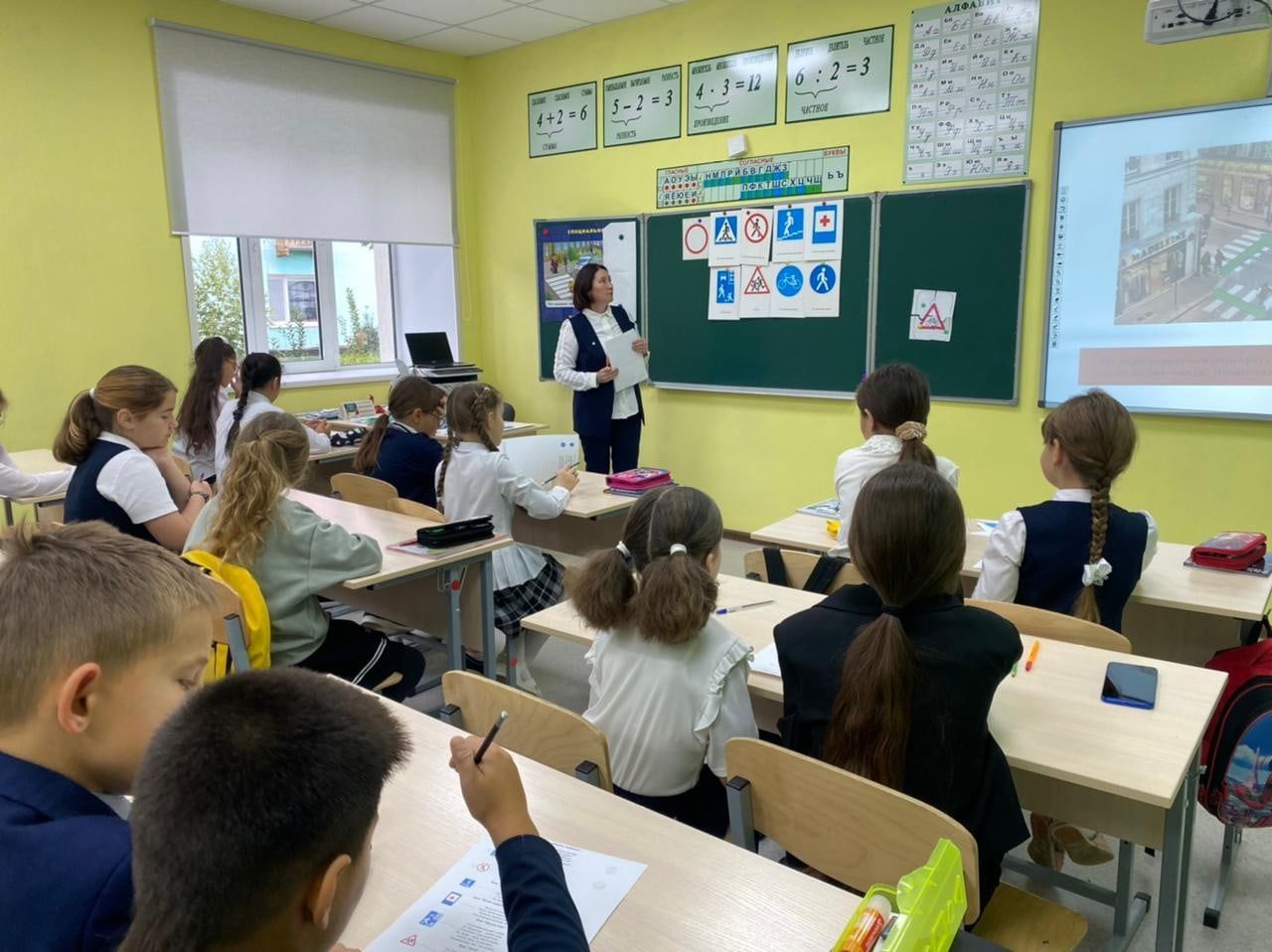 В Уруссинской начальной школе прошло мероприятие на тему «В школе дорожных наук»