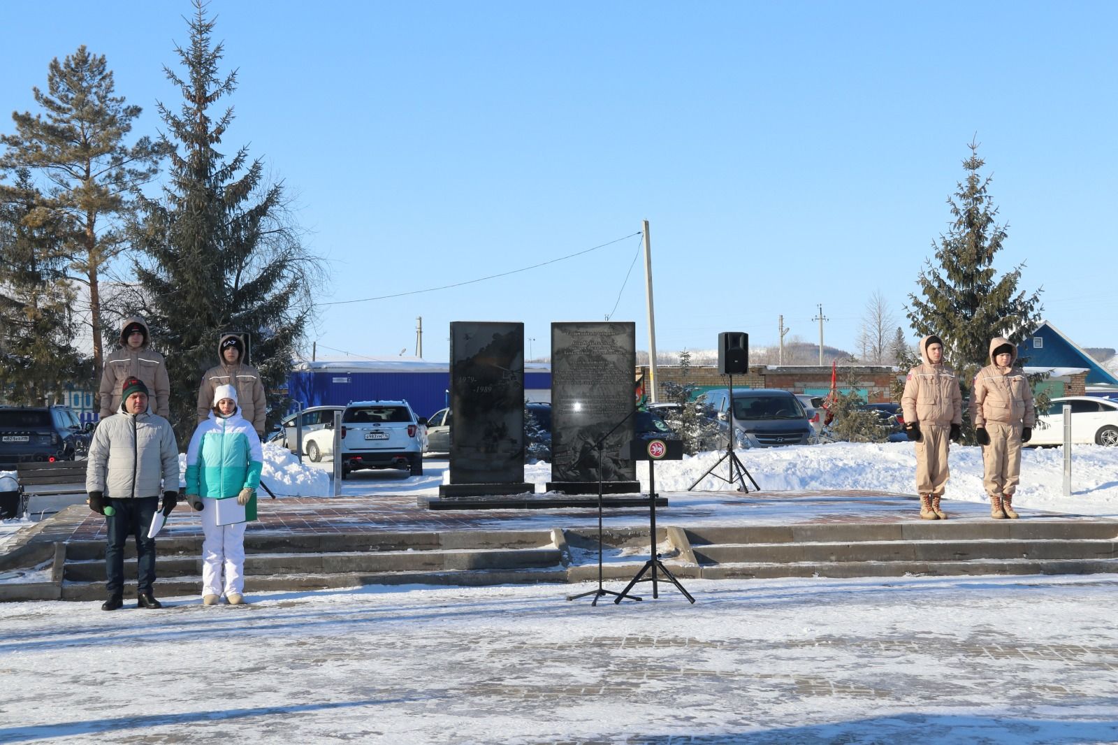 В Уруссу состоялся митинг, посвященный 35-годовщине вывода советских войск из Афганистана