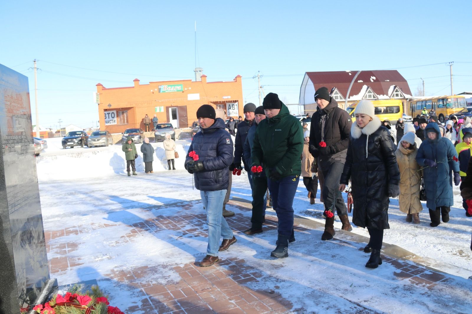 В Уруссу состоялся митинг, посвященный 35-годовщине вывода советских войск из Афганистана