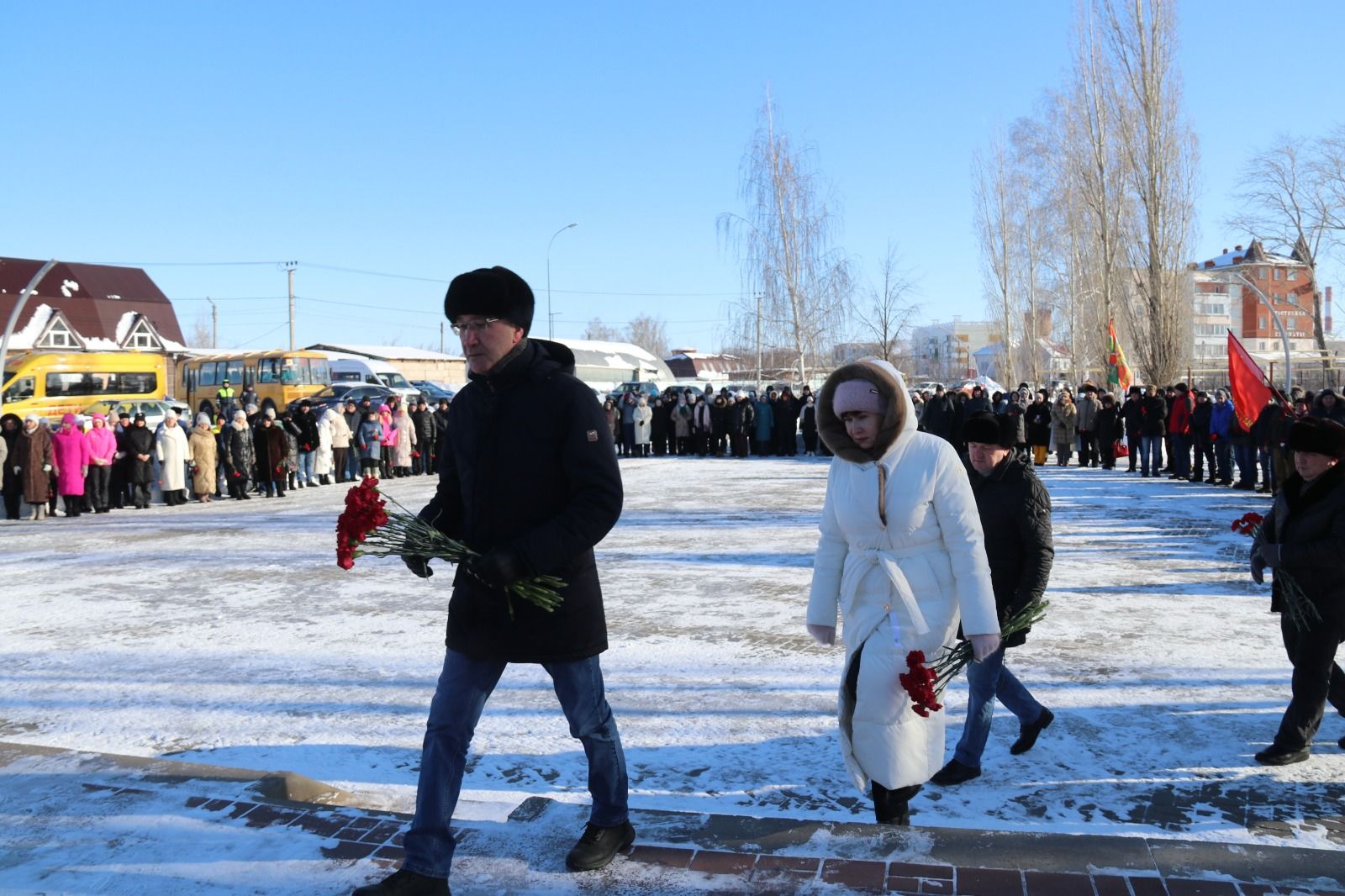 В Уруссу состоялся митинг, посвященный 35-годовщине вывода советских войск из Афганистана