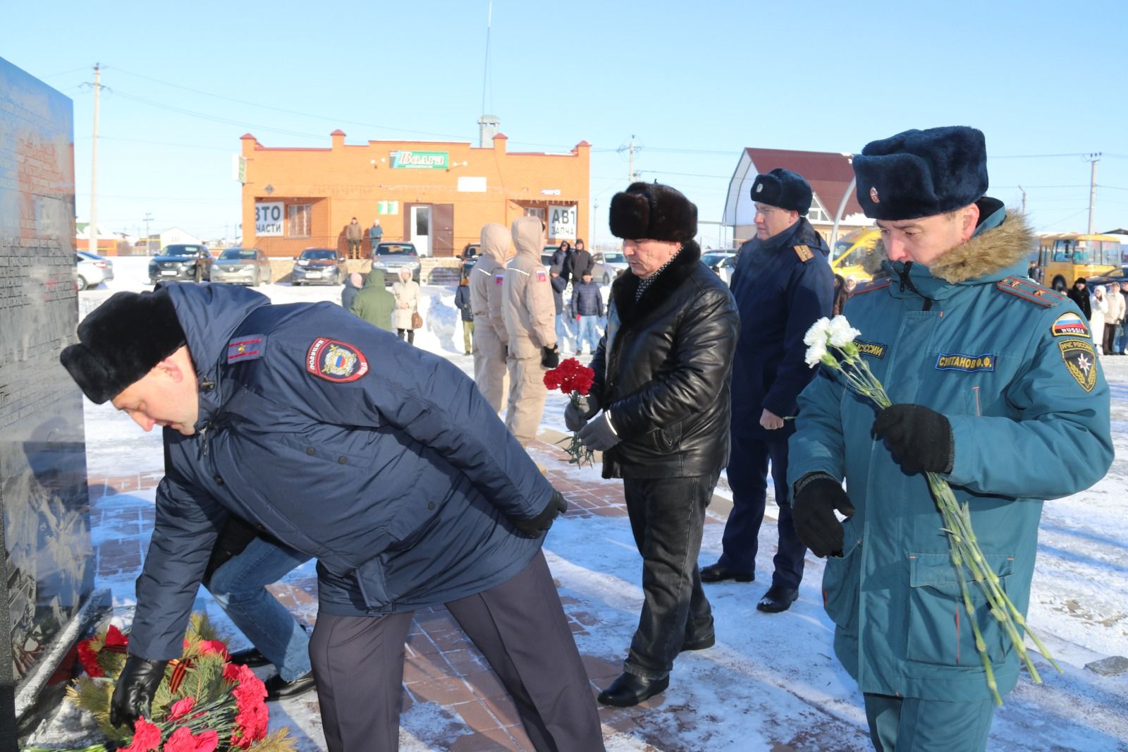 В Уруссу состоялся митинг, посвященный 35-годовщине вывода советских войск из Афганистана