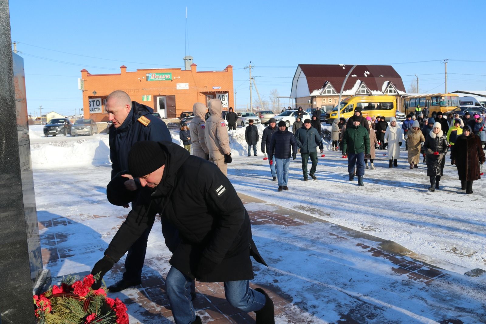 В Уруссу состоялся митинг, посвященный 35-годовщине вывода советских войск из Афганистана