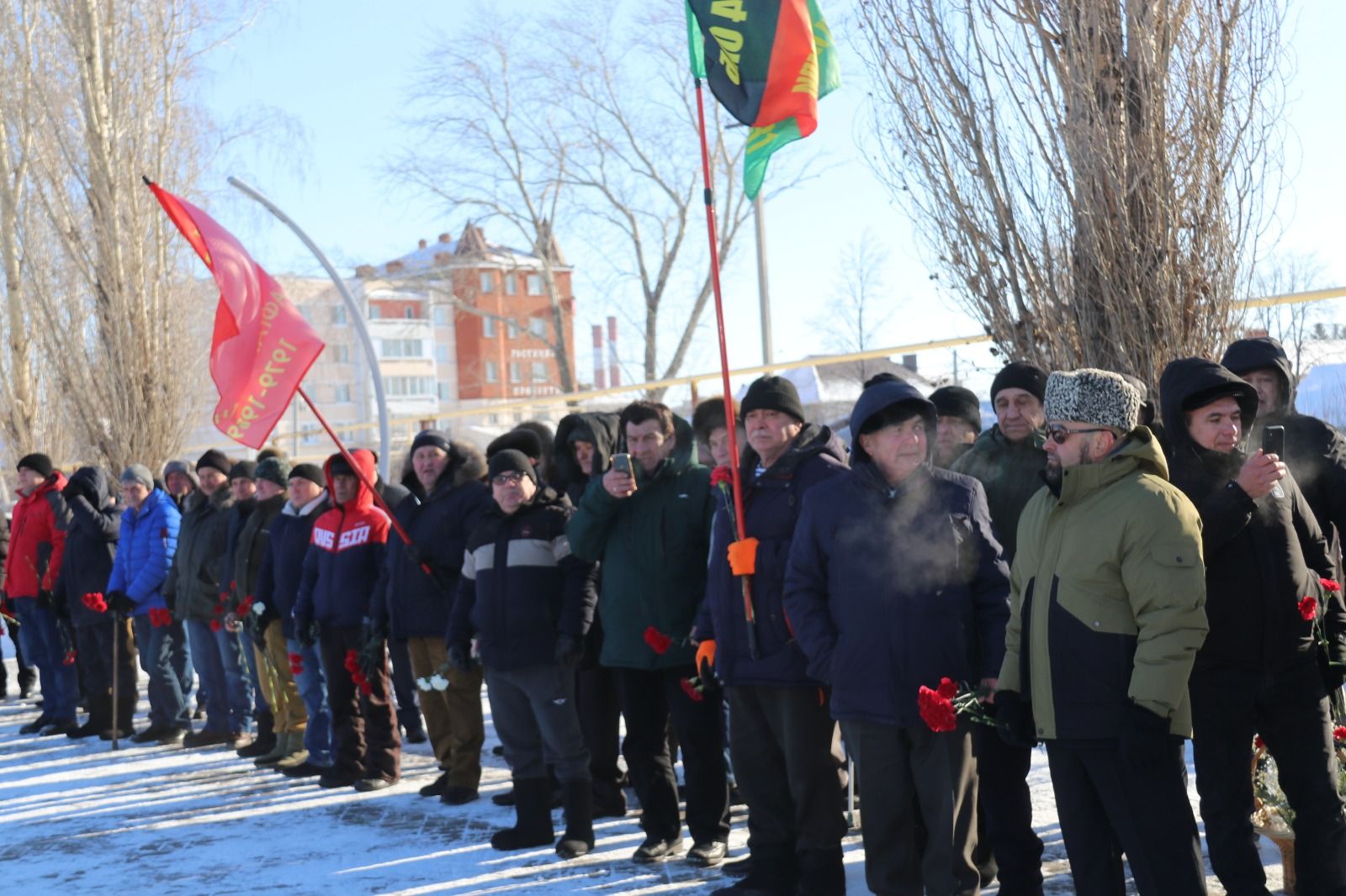 В Уруссу состоялся митинг, посвященный 35-годовщине вывода советских войск из Афганистана