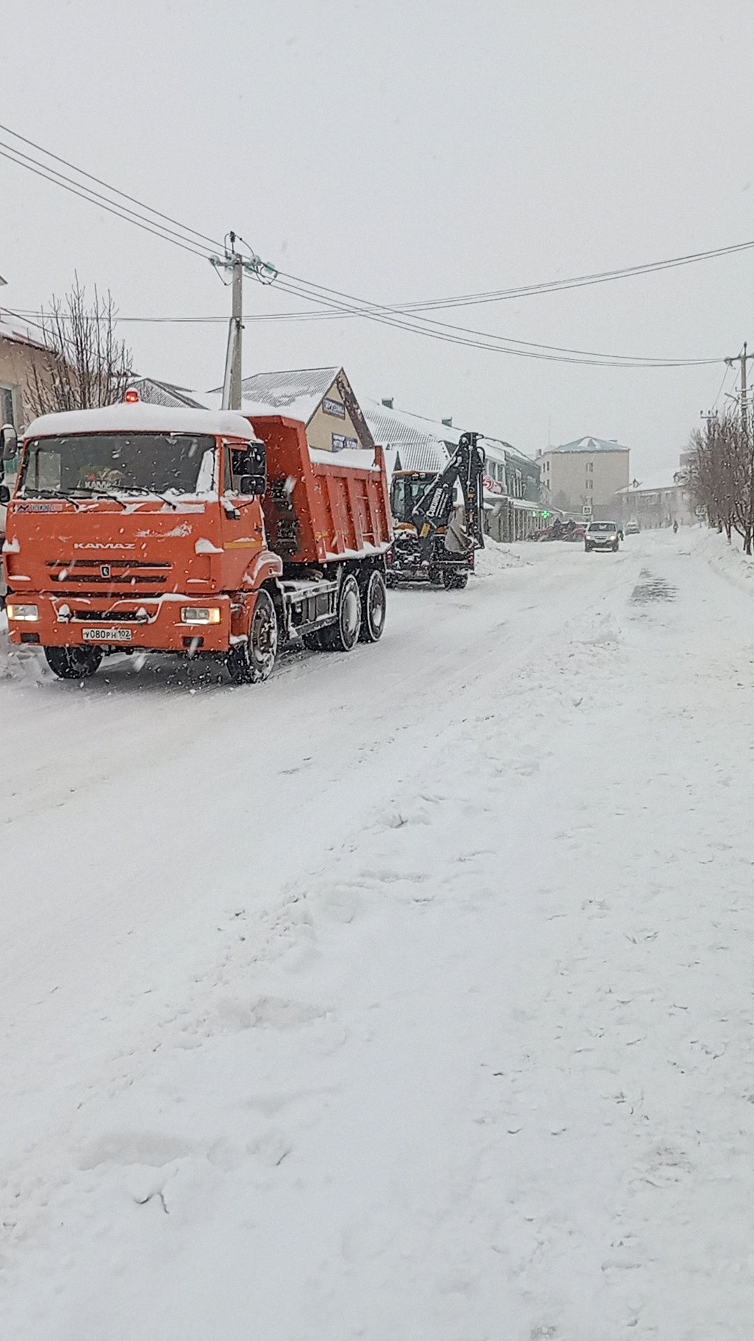 Ютазинцы: все на борьбу со снегом