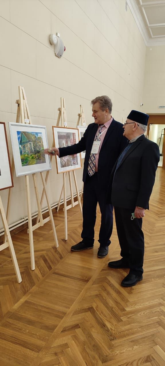 Художники Ибрагимовы из Уруссу организовали передвижную выставку картин