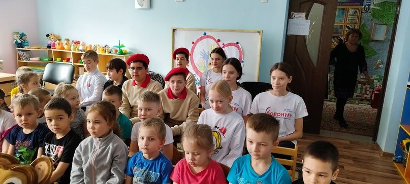 Уруссинские юнармейцы посетили детский сад