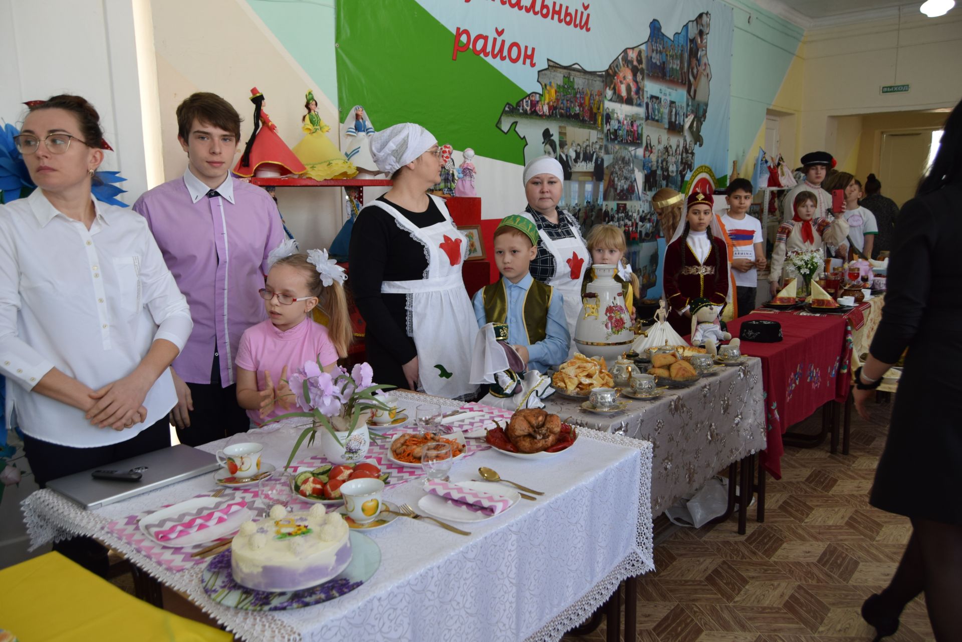 В Уруссу прошел районный семейный конкурс кулинарного искусства «Готовим вместе»