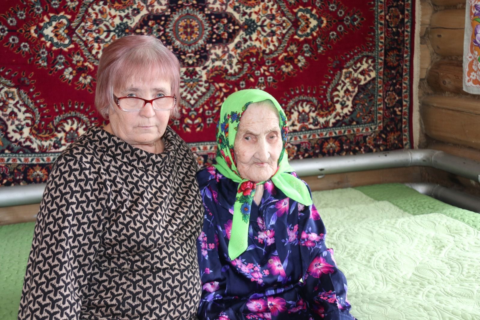 Проживающая в селе Абсалямово Назия Галимова встретила свою 95-ю весну.