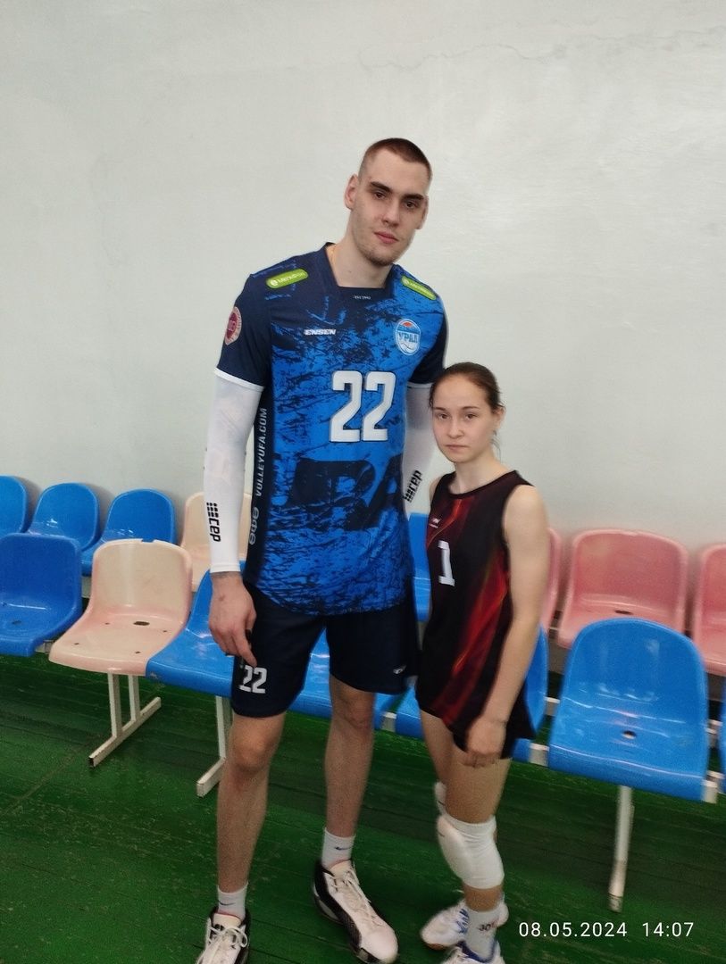 Мастер-класс волейбольной команды «Урал» в Туймазах посетила команда «Уруссинка»