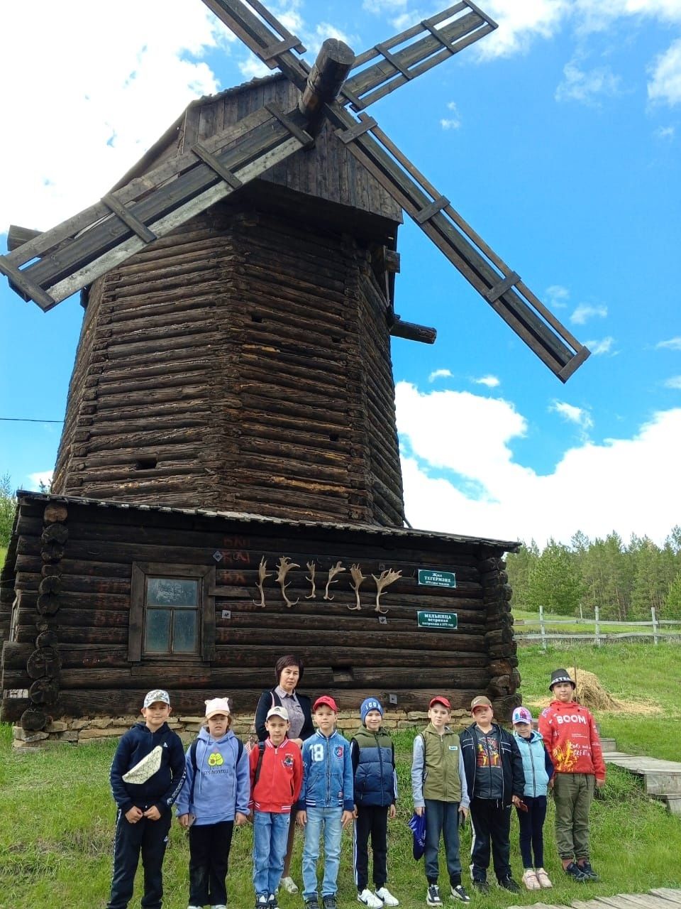 Перед летними каникулами школьники района побывали на экскурсии