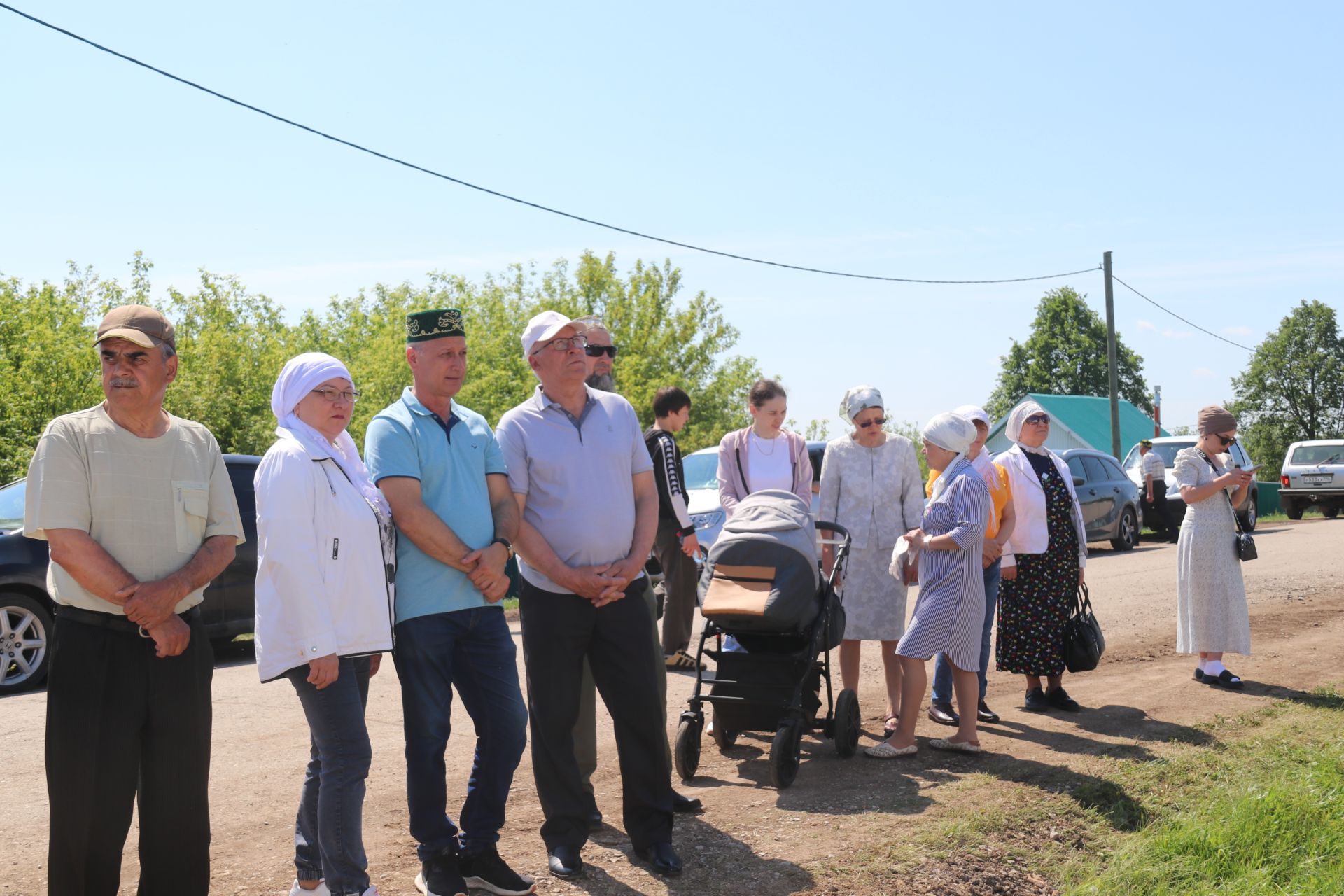 В мечети села Байряка торжественно установили минарет