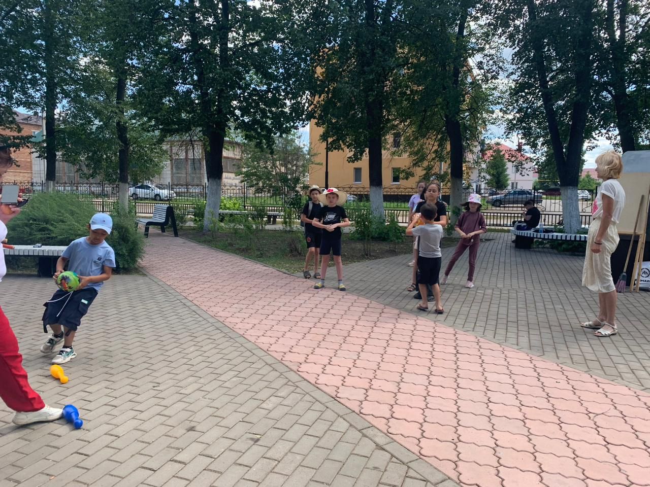 В парке «Семейный» прошла «Литературная беседка»