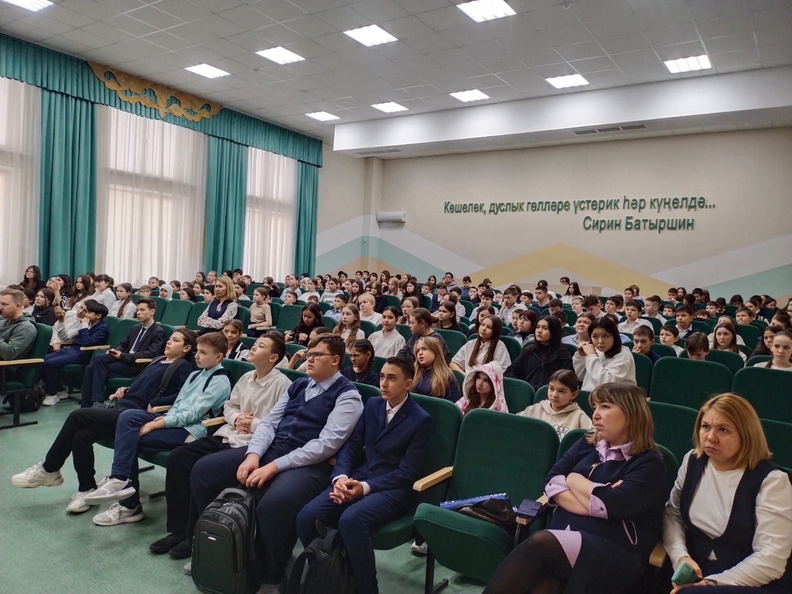 Правила дорожного движения должен знать каждый!